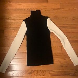NWOT Black and white Zara turtleneck